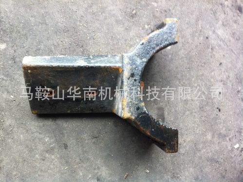沥青混凝土拌和设备关键配件与配套机型厂家全解析——搅拌臂、搅拌叶片、衬板及筑路设备选型指南